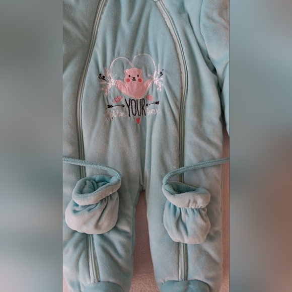 Snow Suit / Bunting with Mittens 12 Months NWT - Picture 3 of 3